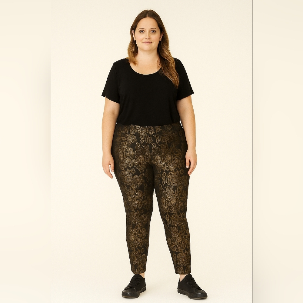 Chico's Black Gold Floral Brocade Tapered Ankle Pants NWT